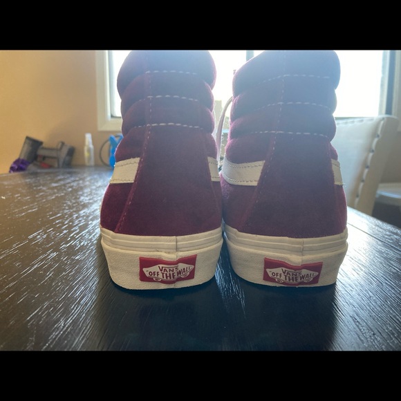 Suede Vans off the walls size 5.5 mens and 7 womens. Used look brand new - Picture 5 of 5